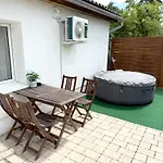 Juicy Private With Jacuzzi Apartment *
