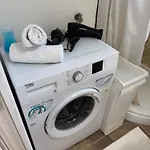 Juicy Private With Jacuzzi Apartment