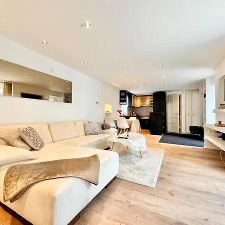 Juicy Apartments With Jacuzzi & Private Garden Szentendre