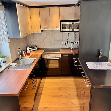 Juicy Apartments With Jacuzzi & Private Garden * Szentendre