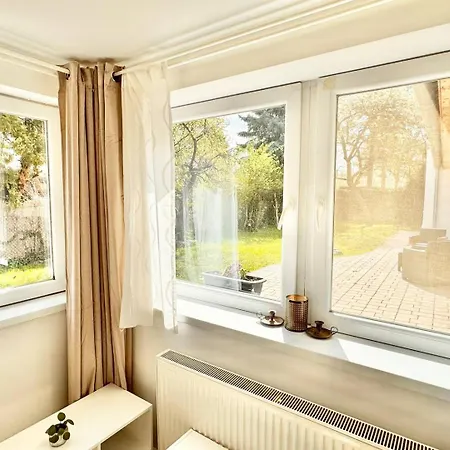 Juicy Apartments With Jacuzzi & Private Garden