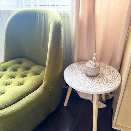 Juicy Private With Jacuzzi Szentendre