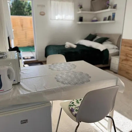 Daire Juicy Private With Jacuzzi *