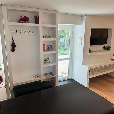 Juicy Private With Jacuzzi Daire *